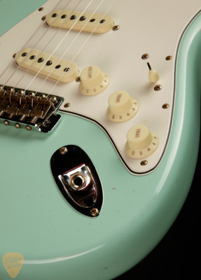 2023 - Fender Custom Shop Limited Edition 1968 Stratocaster Journeyman - Aged Surf Green