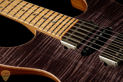 2023 - Suhr Eddie's Guitars Exclusive Roasted Modern - Transparent Charcoal