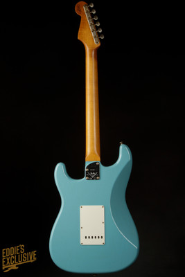 2023 - Fender Custom Shop Eddie's Guitars Exclusive Dealer Select Roasted 1963 Stratocaster Journeyman - Cashmere Blue