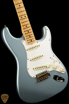 2023 - Fender Custom Shop Limited Edition 1968 Stratocaster Journeyman - Aged Ice Blue Metallic