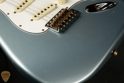 2023 - Fender Custom Shop Limited Edition 1968 Stratocaster Journeyman - Aged Ice Blue Metallic