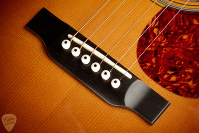 2018 - Bourgeois OM Custom - Italian Spruce & Cocobolo