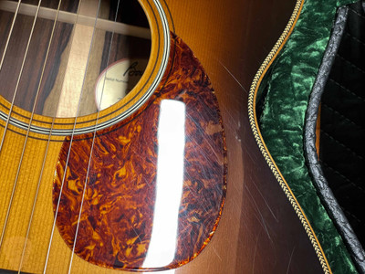 2018 - Bourgeois OM Custom - Italian Spruce & Cocobolo