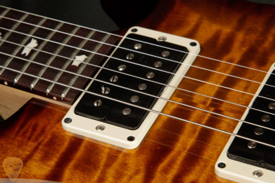 Paul Reed Smith CE 24 Semi-Hollow Black Amber electric guitar