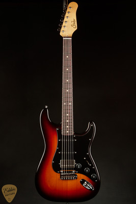2023 - Suhr Classic S Antique - 3 Tone Burst - Eddie's Guitars