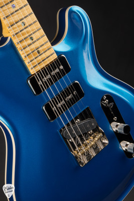 2023 - Nik Huber Twangmeister - Gloss Lake Placid Blue