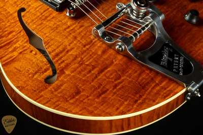 2023 - Collings I-35 LC Deluxe - Custom Inlay/Bigsby - Caramel