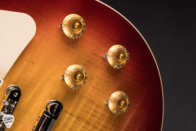 Gibson Les Paul Standard 50s electric guitar in heritage cherry sunburst