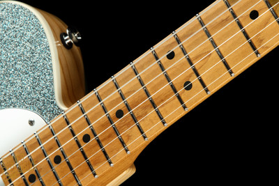 2023 - Suhr Eddie's Guitars Exclusive Custom Classic T Roasted - Ice Blue Sparkle