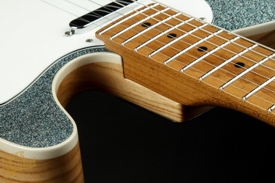 2023 - Suhr Eddie's Guitars Exclusive Custom Classic T Roasted - Ice Blue Sparkle