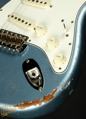 2023 - Fender Custom Shop Eddie's Guitars Exclusive Dealer Select Roasted 1963 Stratocaster Heavy Relic - Ice Blue Metallic