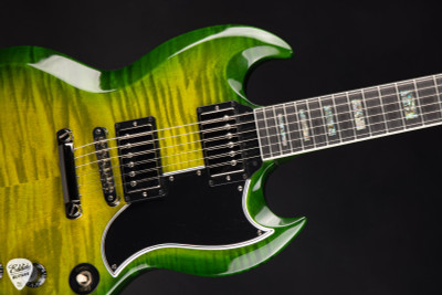 2023 – Gibson Custom Shop PSL SG Custom Figured Top Electric Guitar in Iguana Burst 7.6 #CS301604