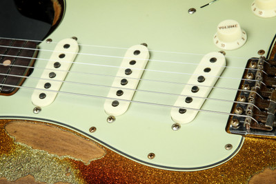 Fender Custom Shop Limited Edition '60/'63 Stratocaster Super Heavy Relic - Super Faded Aged 3-Color Sunburst Sparkle