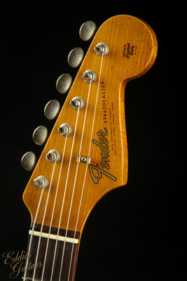 2023 - Fender Custom Shop LTD 1964 Stratocaster Relic - Super Faded Aged Shell Pink