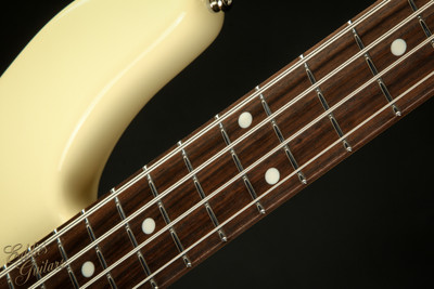 2023 - Ernie Ball Music Man StingRay Special - Buttercream