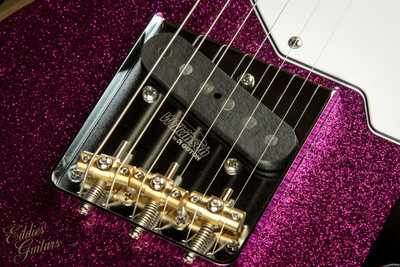 2023 - Suhr Eddie's Guitars Exclusive Custom Classic T Roasted - Fuschia Sparkle