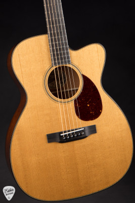 Collings OM1 Cutaway - Baked Sitka Spruce & Honduran Mahogany