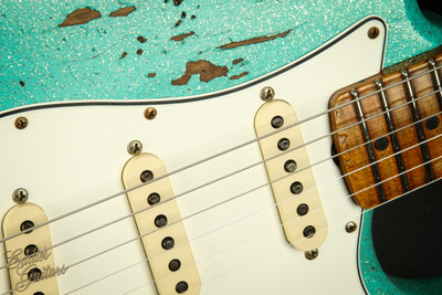 2023 - Fender Custom Shop Eddie's Guitars Exclusive Dealer Select Roasted 1963 Stratocaster Heavy Relic - Seafoam Green Sparkle