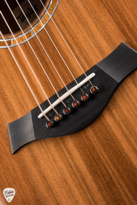 Taylor Custom #8 C14ce B5008 Grand Auditorium Sinker Redwood & Cocobolo – NAMM 2025 Acoustic Guitar