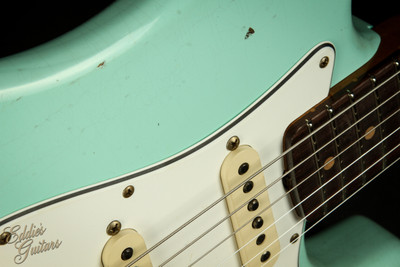 Fender Custom Shop Eddie's Guitars Exclusive Dealer Select Roasted 1963 Stratocaster Journeyman - Surf Green