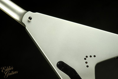 2023 - Kramer Dave Mustaine Vanguard Silver Metallic