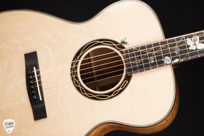 Huss & Dalton 30th Anniversary OM – Bearclaw Italian Spruce & Flamed Koa #3 of 10 Acoustic Guitar