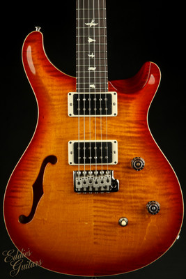 2023 - PRS CE 24 Semi-Hollow - Dark Cherry Sunburst