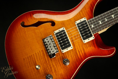 2023 - PRS CE 24 Semi-Hollow - Dark Cherry Sunburst