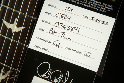 2023 - PRS CE 24 Semi-Hollow - Dark Cherry Sunburst