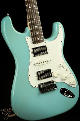 2023 - Fender Custom Shop Master Built Late 60's Stratocaster NOS Brazilian - Aged Daphne Blue