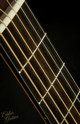 Lowden O-21 Sitka Spruce & Walnut