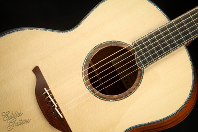 Lowden F-50 - Church Pew Mahogany & Master Sitka Spruce