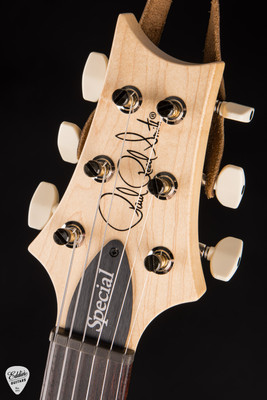 Paul Reed Smith Swamp Ash Special Electric Guitar in Black Doghair Smokeburst