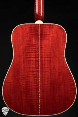 Gibson Doves in Flight Antique Natural 4.14 #20805027 Acoustic Guitar