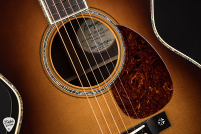 2023 – Bourgeois OM-42 Sunburst – Aged Tone Adirondack & Brazilian Rosewood Acoustic Guitar