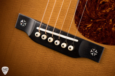 2023 – Bourgeois OM-42 Sunburst – Aged Tone Adirondack & Brazilian Rosewood Acoustic Guitar