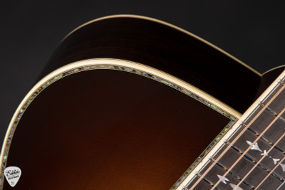 2023 – Bourgeois OM-42 Sunburst – Aged Tone Adirondack & Brazilian Rosewood Acoustic Guitar