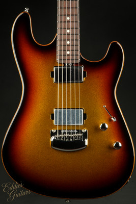2023 - Ernie Ball Music Man Sabre HT - Showtime