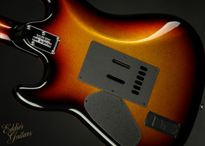 2023 - Ernie Ball Music Man Sabre HT - Showtime