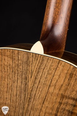 2022 – Bourgeois L-DBO Deep Body – Aged Tone Adirondack Spruce & Figured Walnut Acoustic Guitar