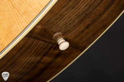 2022 – Bourgeois L-DBO Deep Body – Aged Tone Adirondack Spruce & Figured Walnut Acoustic Guitar