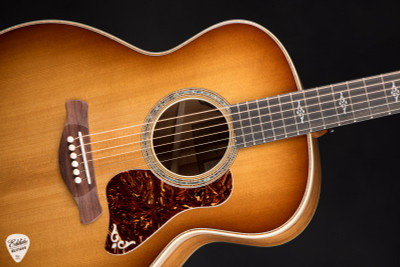 Taylor Gold Label 814e Sunburst – Torrefied Spruce & Koa Acoustic Guitar
