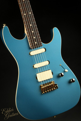 Suhr Limited Edition Standard Legacy - Pelham Blue