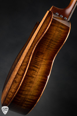Taylor Custom #47 C24ce B5047 Grand Auditorium - Figured Walnut - NAMM 2025 Acoustic Guitar