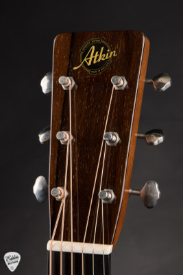 Atkin OM37 Pre-War – Baked Adirondack Spruce & Madagascar Rosewood Acoustic Guitar