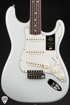 Fender American Vintage II 1965 Stratocaster Electric Guitar in Sonic Blue
