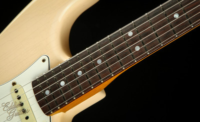 Used - Fender Custom Shop LTD 1964 Stratocaster Relic - Super Faded Aged Shell Pink