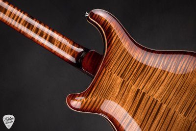 Paul Reed Smith Eddie’s Guitars Wood Library Hollowbody II Piezo/Stained Neck – Copperhead with Dark Cherry Sunburst Electric Guitar