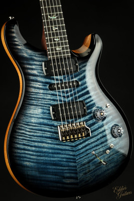 Paul Reed Smith Eddie's Guitars Wood Library Modern Eagle V Brazilian FB/Rosewood Neck - Faded Whale Blue/Charcoal Binding/Microburst