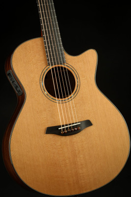 Furch Masters Choice Yellow Grand Auditorium Cutaway Cedar/Rosewood